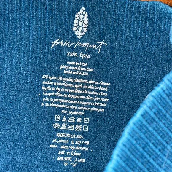 Free People Movement Good Karma High-Waist Leggings and Crop Top size XS/S NEW - Picture 4 of 9